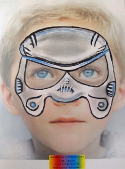 Schminkvorlagen-Kinderschminken-Beispielbild-Storm-Trooper